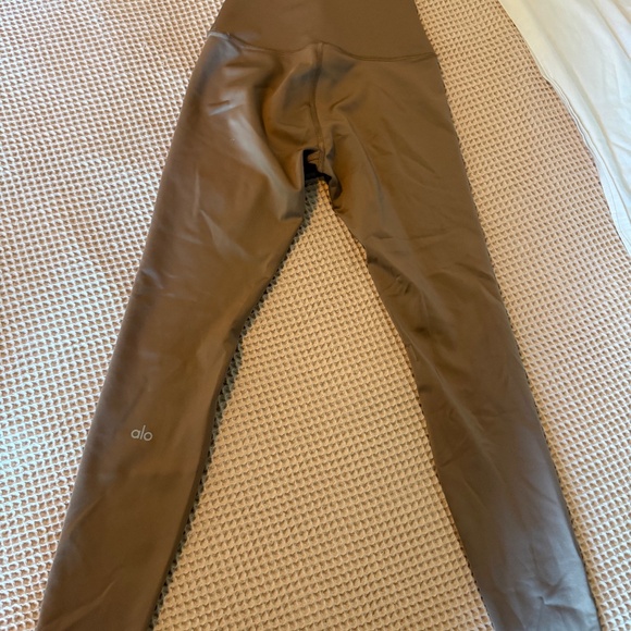 ALO Yoga Brown Leggings 7/8 size S - Picture 2 of 3